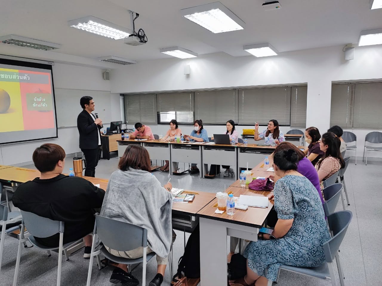 บรรยากาศการเรียนรู้และแลกเปลี่ยนประสบการณ์