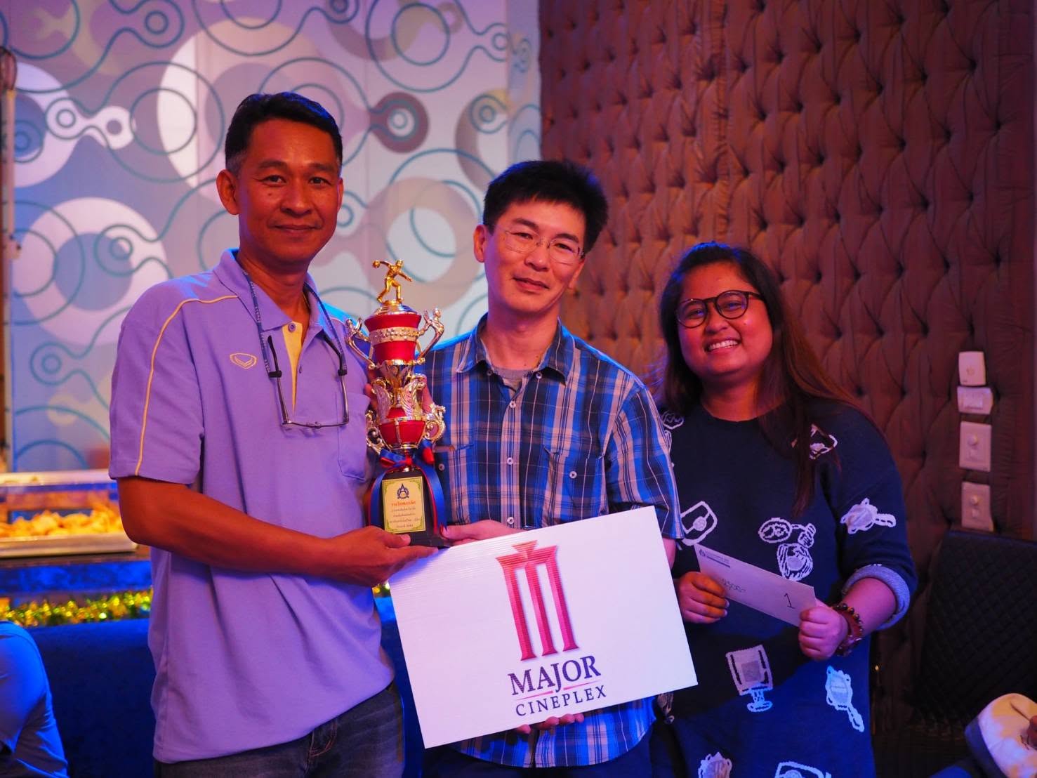 บรรยากาศพบปะและกิจกรรมโบว์ลิงใน Reunion 2019
